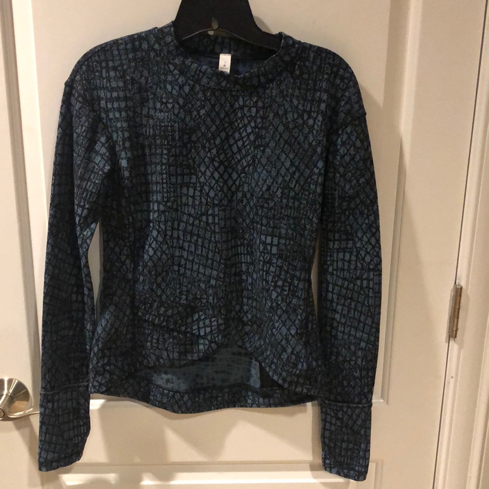 Lululemon top